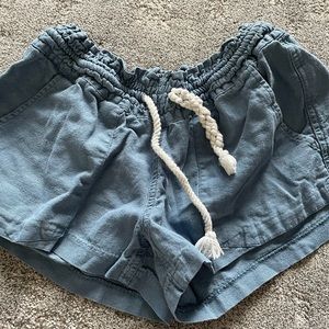 Oceanside Roxy brand linen short